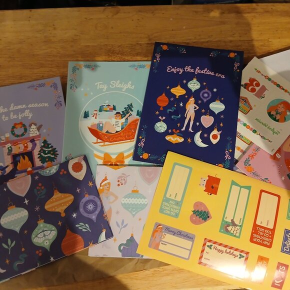 Taylor Swift Christmas Card Set 🌲🧑‍🎄 ❤️ - Picture 1 of 5